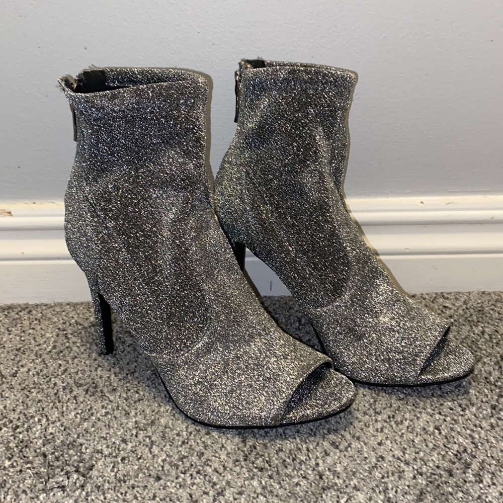 G by GUESS Soft Sparkle Heels 7.5